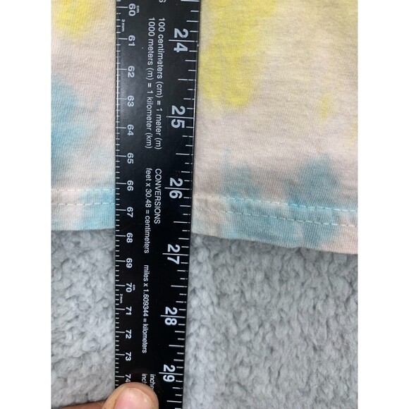 2019 Viacom MTV 1981 New York City Music Television Tie-Dye Graphic Shirt Swirl - Picture 6 of 7